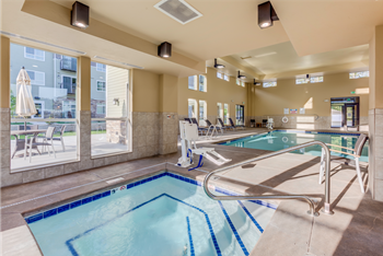 Indoor saltwater pool & spa